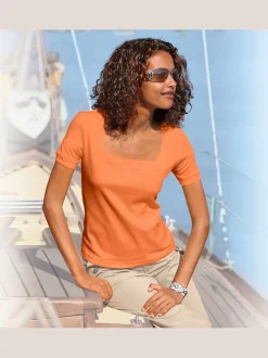 T-shirt à grande encolure carrée avec manches courtes et coupe ajustée