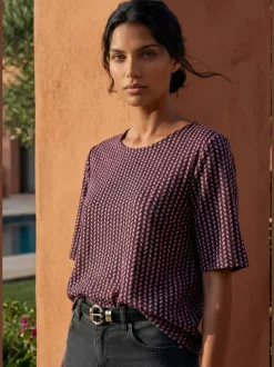 T-shirt lascana avec imprimé tendance