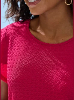 T-shirt Lascana à manches chauve-souris en polyester structuré recyclé