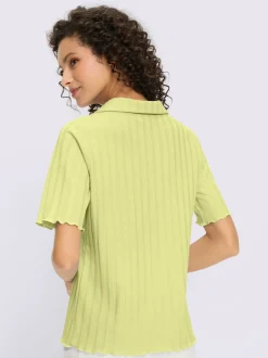 T-shirt léger à col V avec rayures et manches courtes