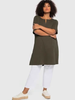 T-shirt long encolure ronde fendue