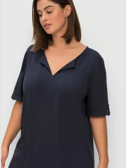 T-shirt long encolure ronde fendue