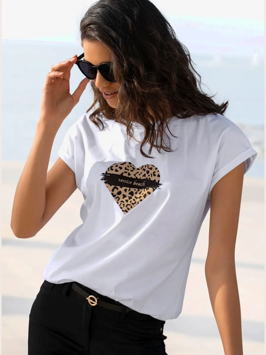 T-shirt à manches courtes avec encolure ronde et motif cœur animalier