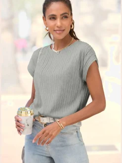 T-shirt à manches courtes avec encolure ronde et ourlet droit