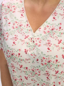 T-shirt à manches courtes avec motif floral et col V