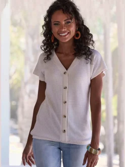 T-shirt à manches courtes avec patte de boutonnage et boutons imitation corne