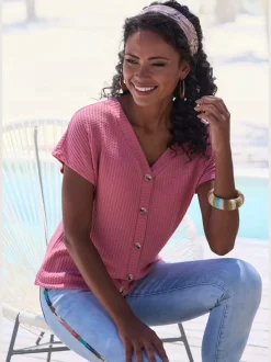 T-shirt à manches courtes avec patte de boutonnage et boutons imitation corne
