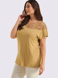 T-shirt à manches courtes empiècement en dentelle