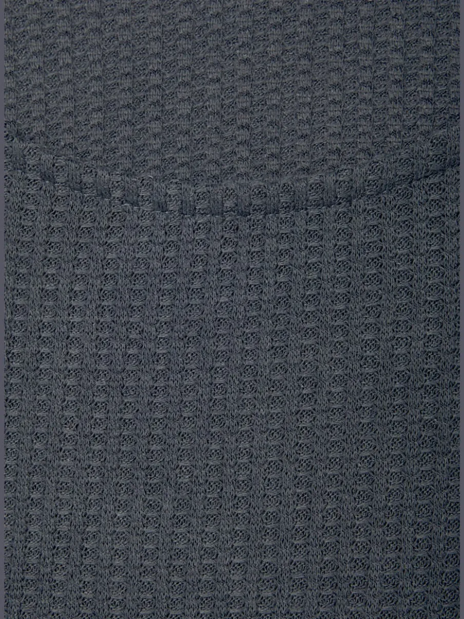 T-shirt manches longues avec effet piqué et coupe près du corps