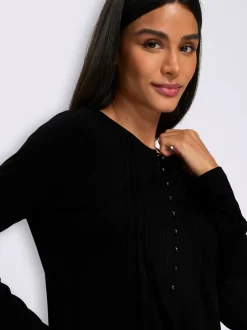 T-shirt à manches longues en viscose douce avec demi-patte de boutonnage
