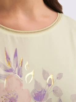 T-shirt motif féminin