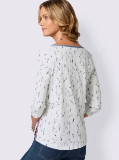 T-shirt à motifs originaux avec boutonnière et fentes décoratives
