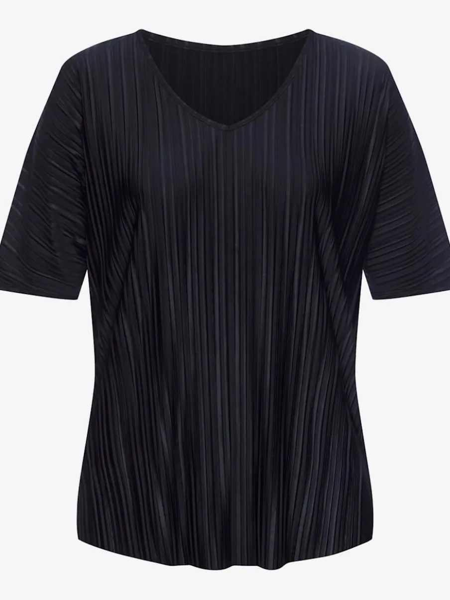 T-shirt plissé en tissu brillant avec col V et manches chauve-souris