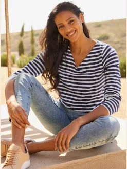 T-shirt rayé en mélange modal avec encolure V