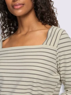 T-shirt rayé qualité coton doux sur la peau