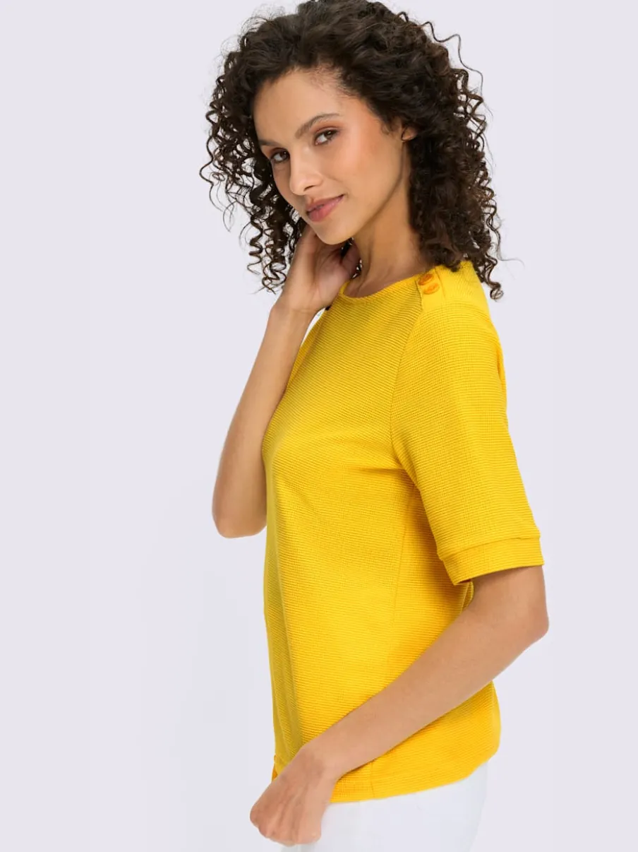 T-shirts manches courtes avec encolure ronde et bouton