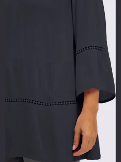 Tunique motif ajouré légèrement transparent
