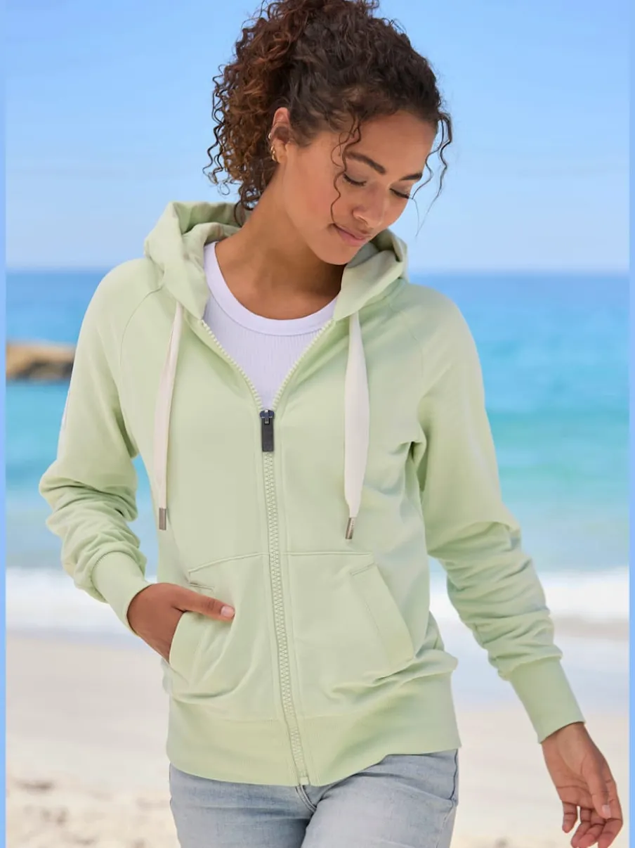 Veste à capuche douce avec poches pratiques et finitions confortables