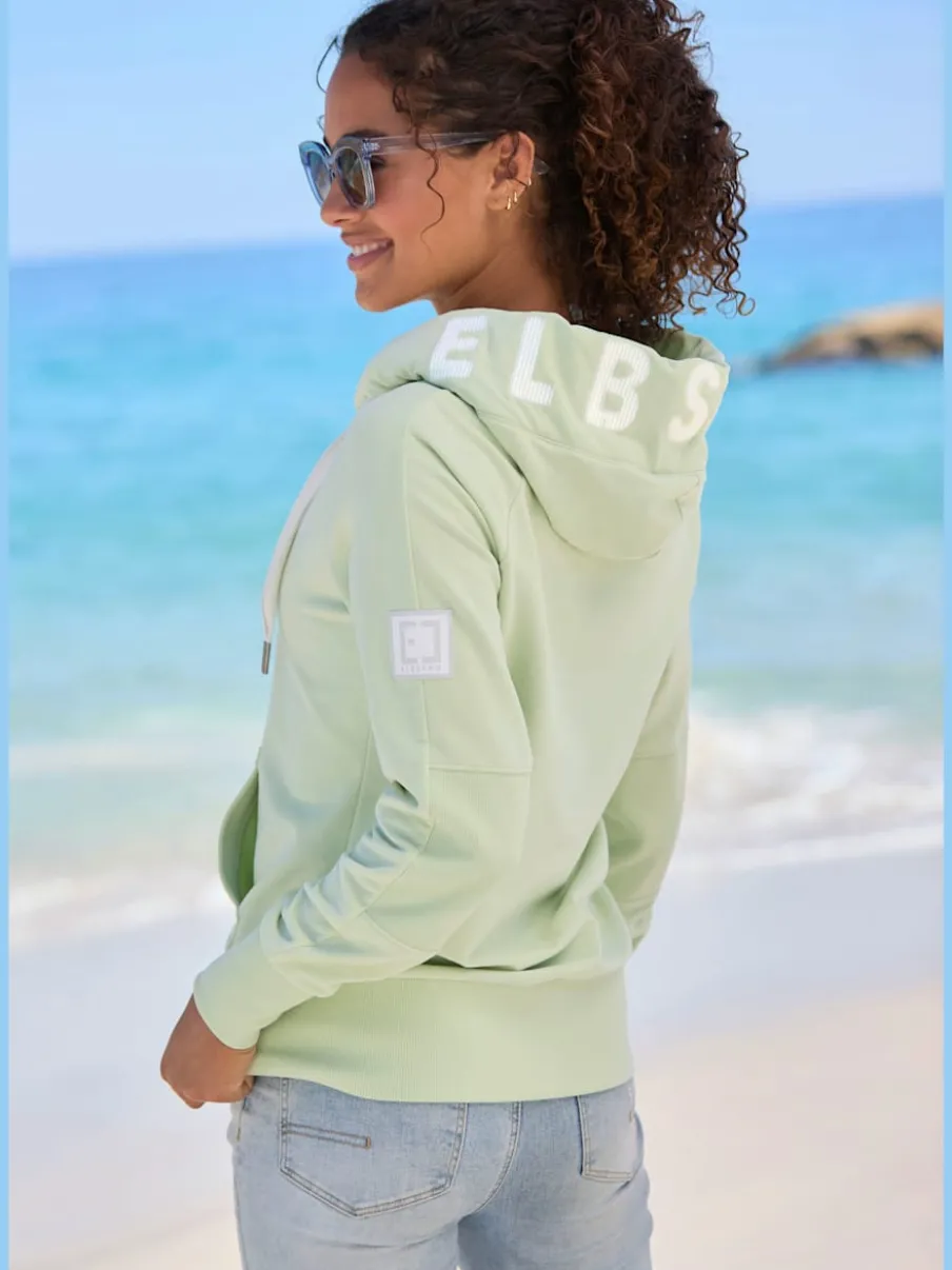 Veste à capuche douce avec poches pratiques et finitions confortables