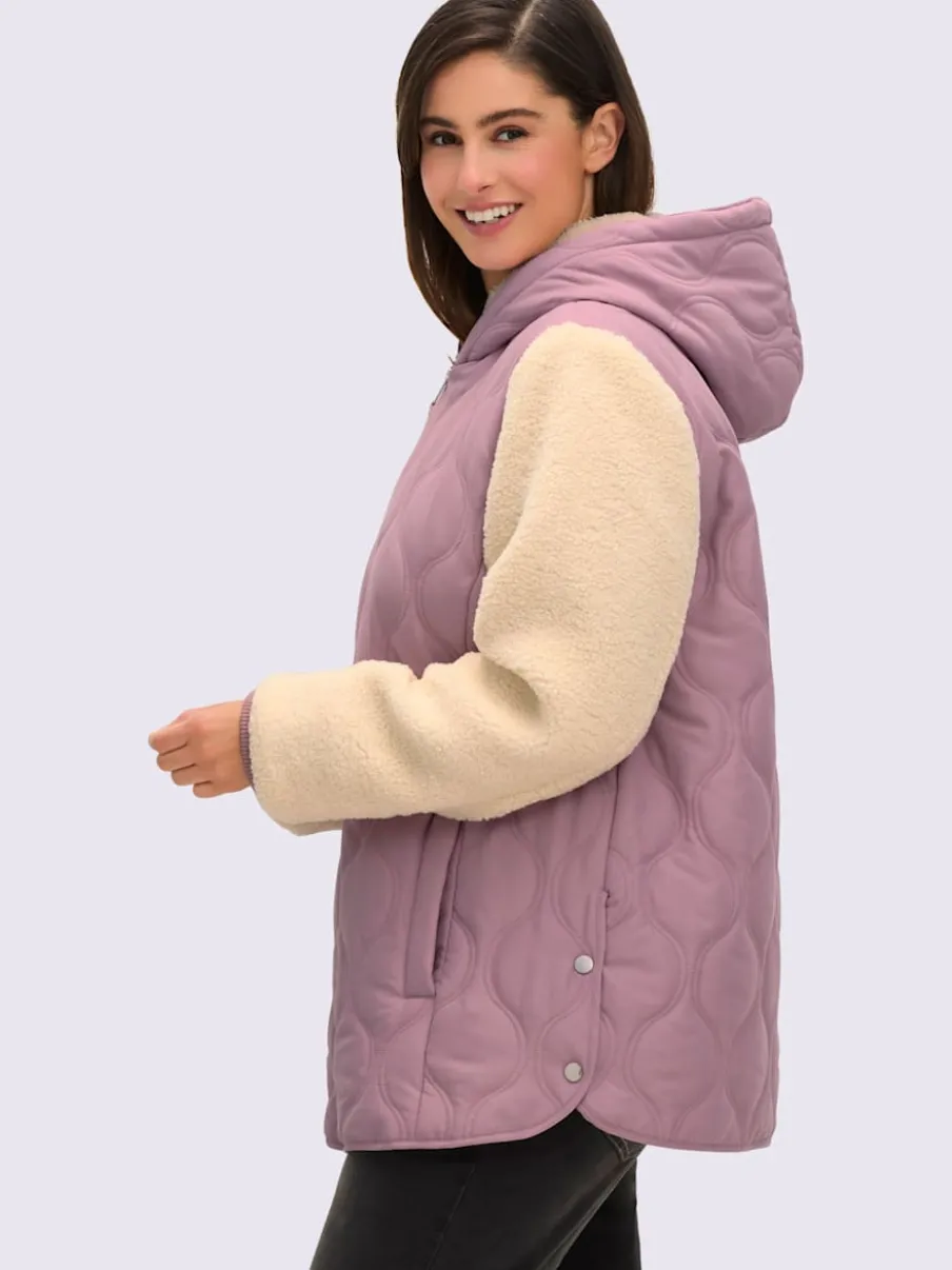 Veste à capuche le motif piqué revisité