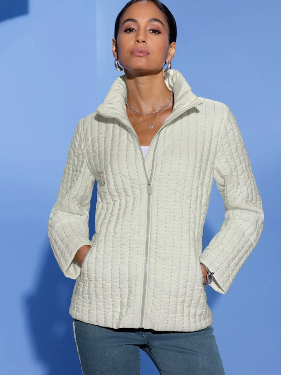 Veste décontractée en polyester recyclé à matelassage rayé