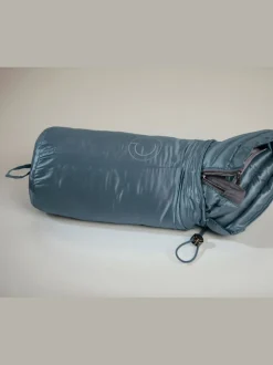 Veste en duvet matelassée avec col montant et poches