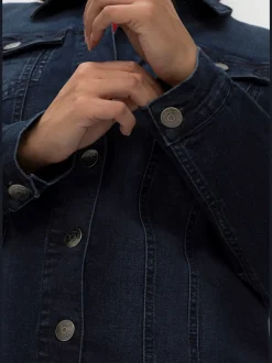 Veste en jean affine les hanches