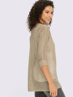 Veste en tricot ajouré avec manches chauve-souris et motif léger