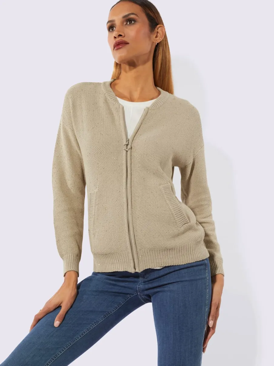 Veste en tricot avec encolure ronde et poches
