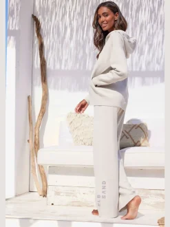Veste en tricot doux à manches longues avec capuche