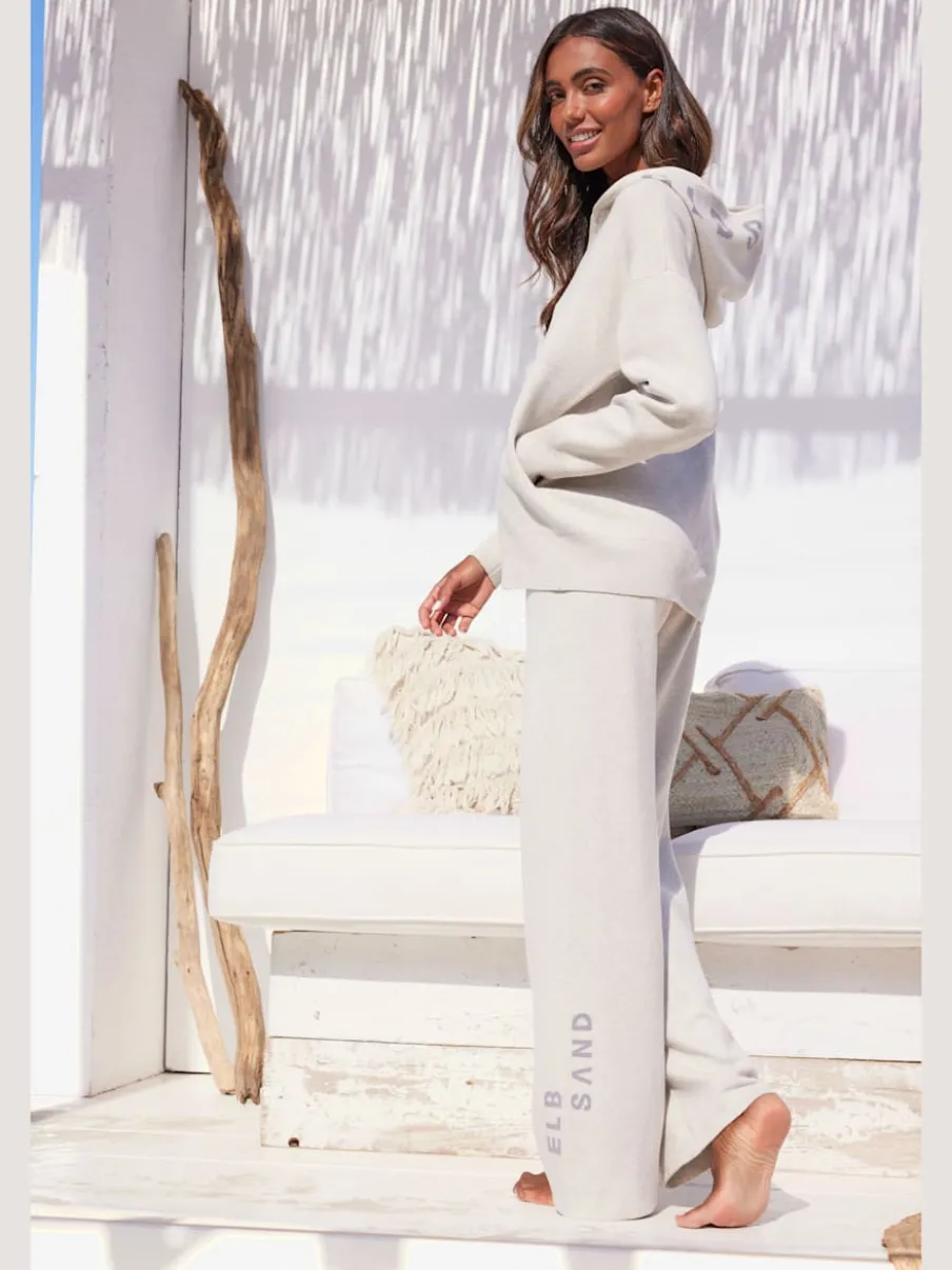 Veste en tricot doux à manches longues avec capuche