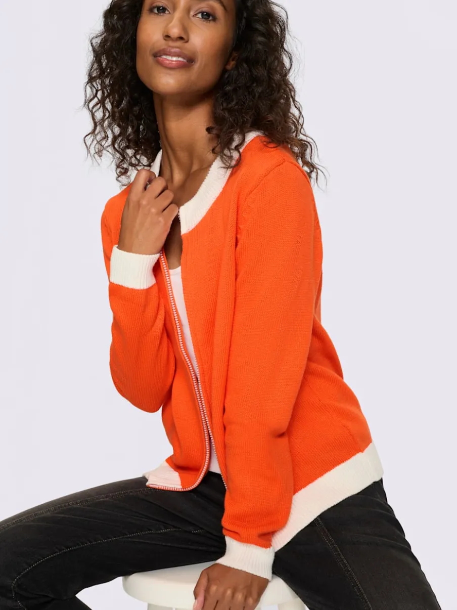 Veste en tricot fine à empiècements et bords-côtes contrastants