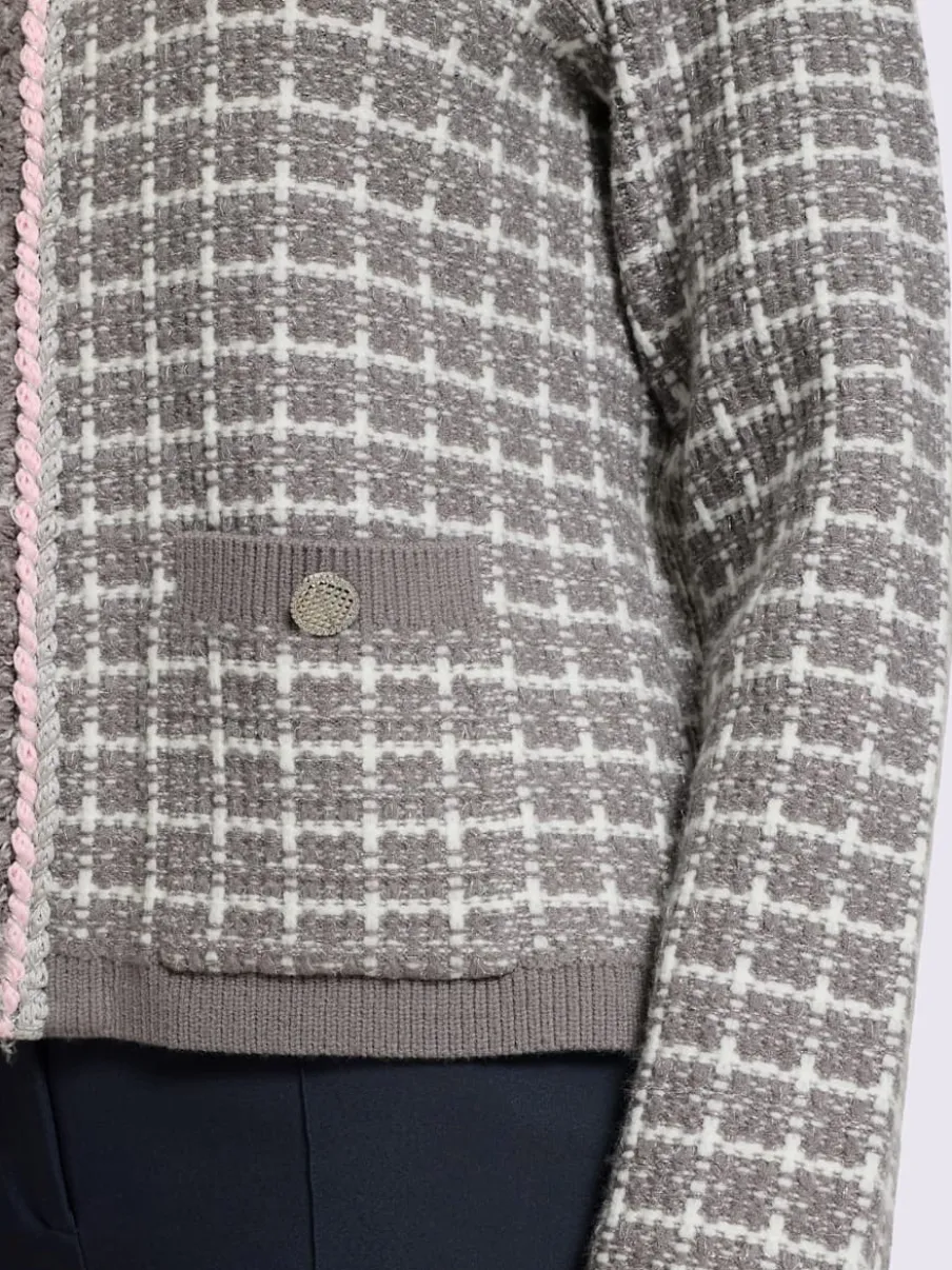 Veste en tricot jolie structure tricot