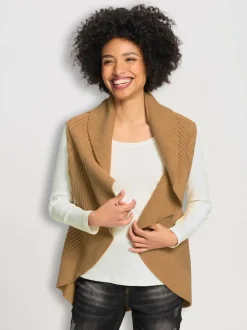Veste en tricot motif ajouré intégral