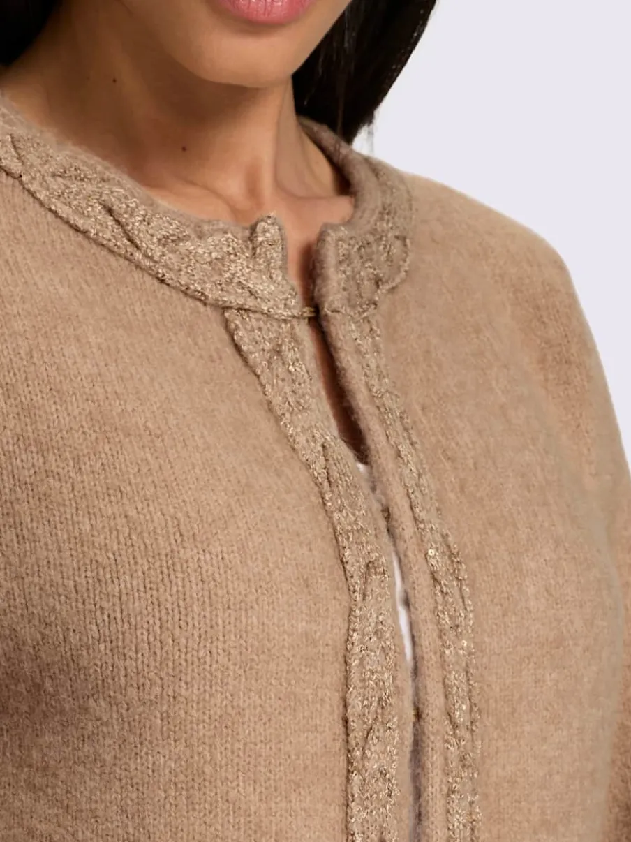 Veste en tricot torsade tendance