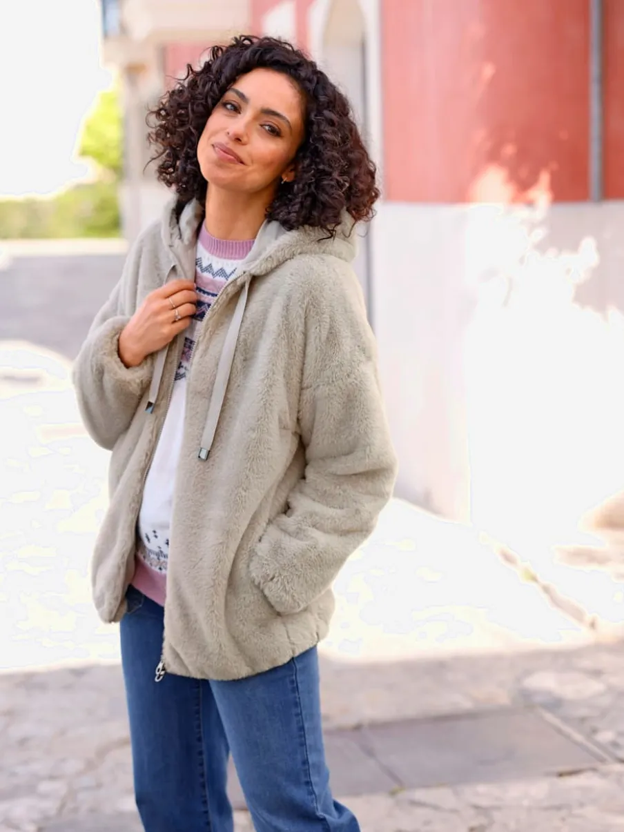 Veste imitation fourrure avec capuche et poches