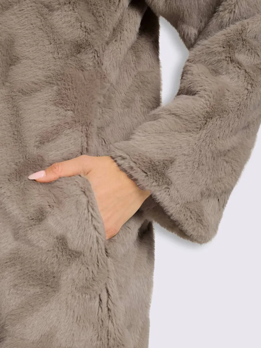 Veste imitation fourrure joli motif structuré