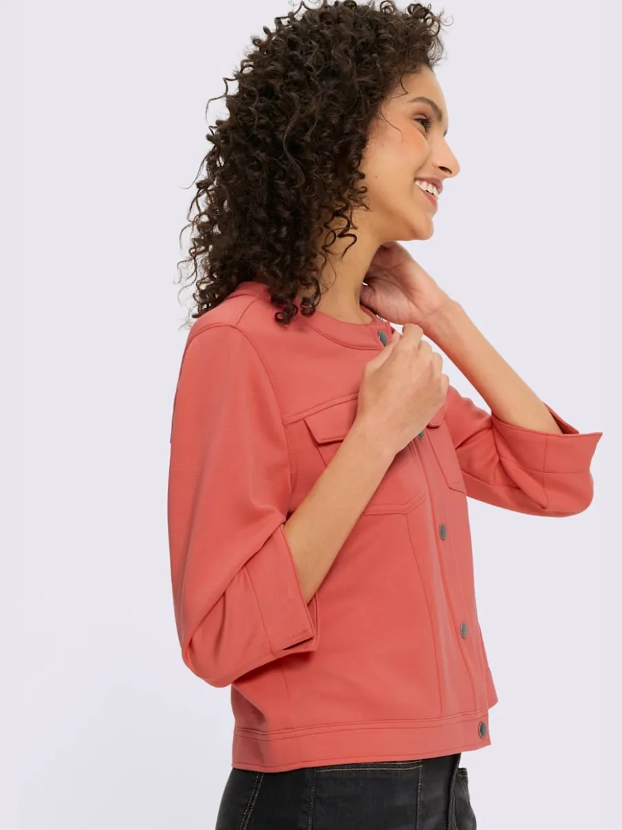Veste légère à encolure ronde avec manches 3/4 et poches
