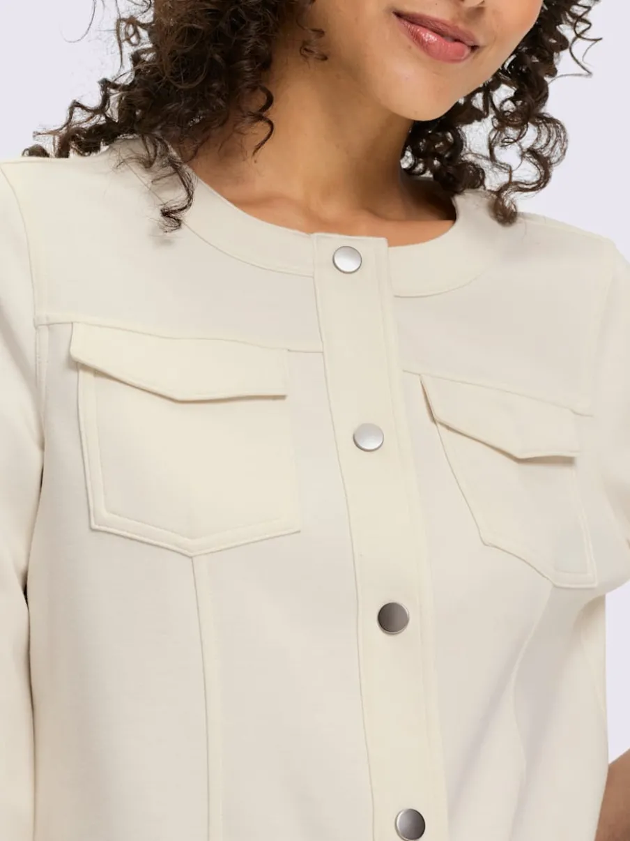 Veste légère à encolure ronde avec manches 3/4 et poches