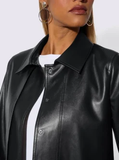 Veste légère imitation cuir souple