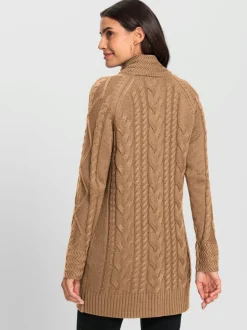 Veste longue en tricot avec col montant et poches