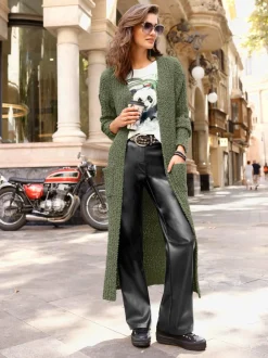 Veste longue en tricot avec manches longues et poches pratiques