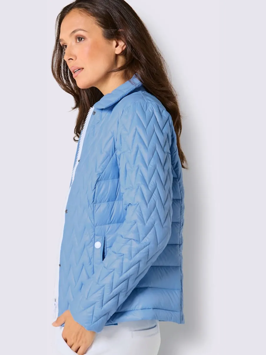 Veste matelassée légère avec collier structuré et boutons