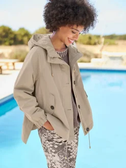 Veste parka avec capuche et poches boutonnées