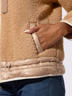 Veste polaire avec capuche amovible et manches longues