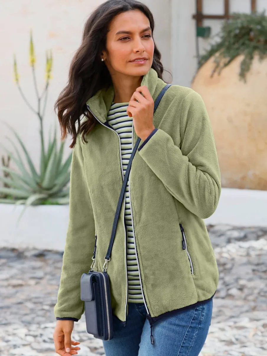 Veste polaire col montant à poches zippées pratiques