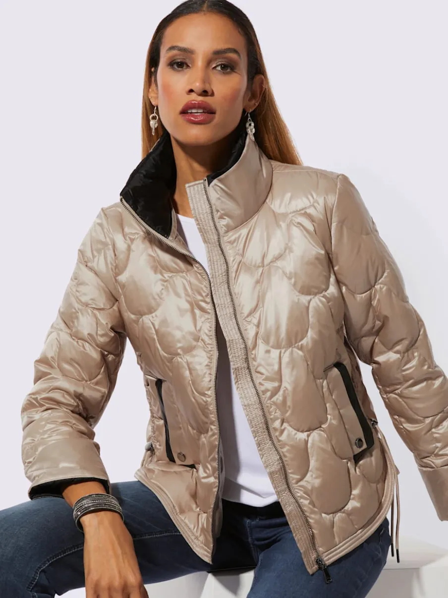 Vestes légères en duvet avec col montant pratique